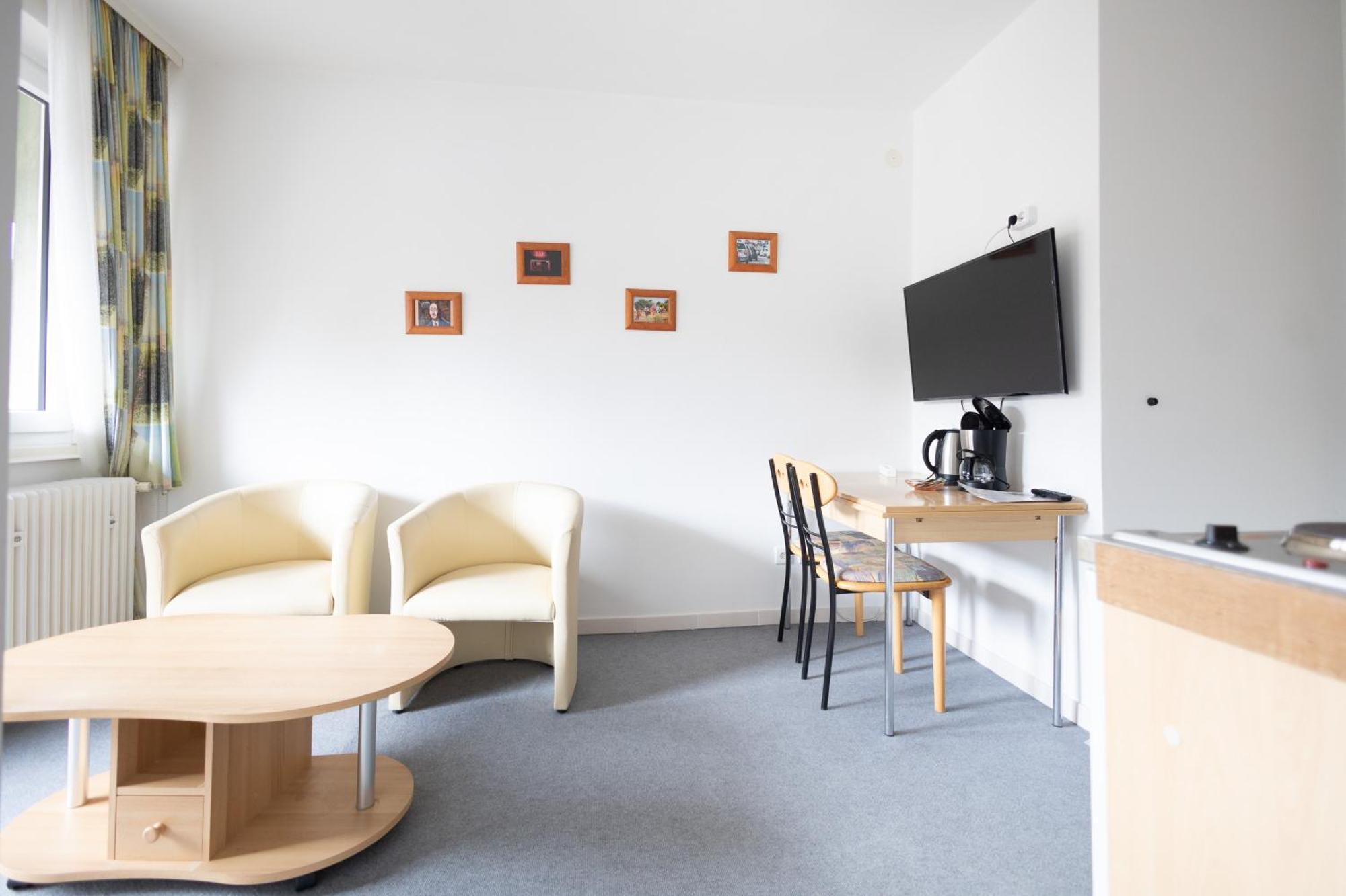 וילדמן Apartmenthaus Am Waldrand- Kueche - Fruehstueck - Balkon מראה חיצוני תמונה